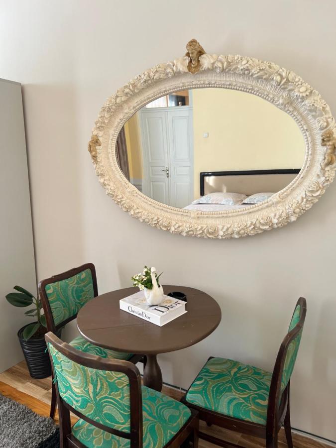 Kemeni Garden Hotel Batumi Ngoại thất bức ảnh