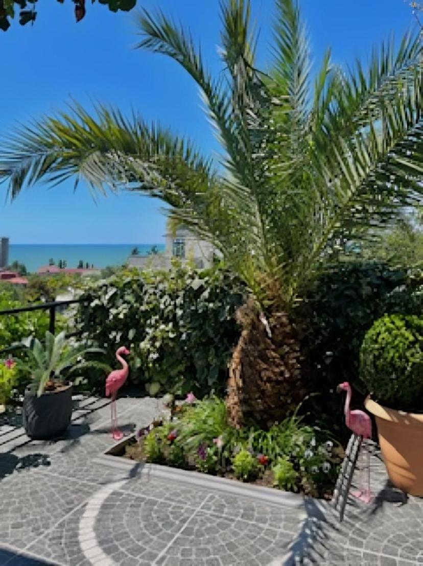 Kemeni Garden Hotel Batumi Ngoại thất bức ảnh