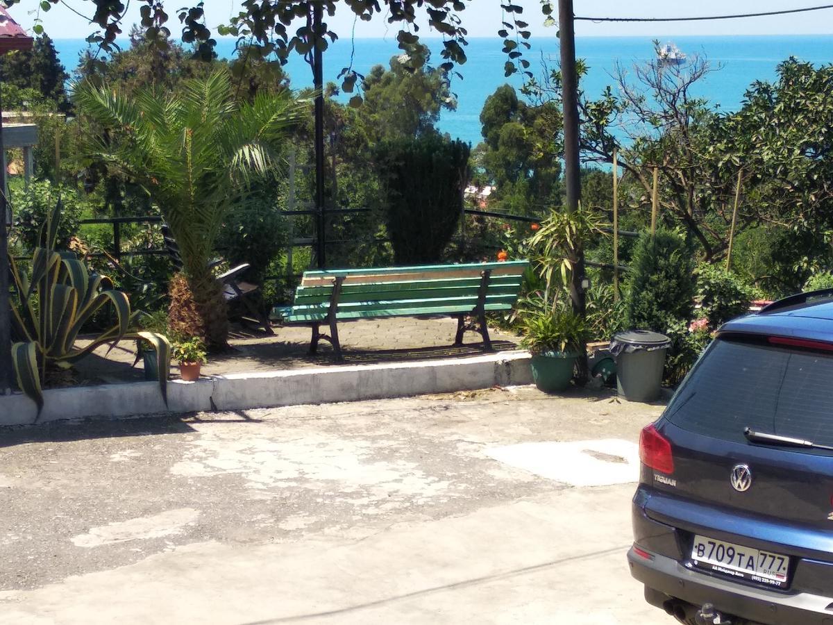 Kemeni Garden Hotel Batumi Ngoại thất bức ảnh